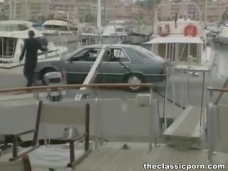 Klassiskt retro scener på en båt