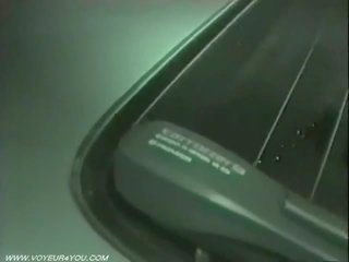 Hardcore xxx saspraude uz the automašīna ir notverti līdz a spiegs kamera