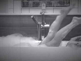 Mandi: kamar mandi & besar bokong resolusi tinggi x rated klip mov 96